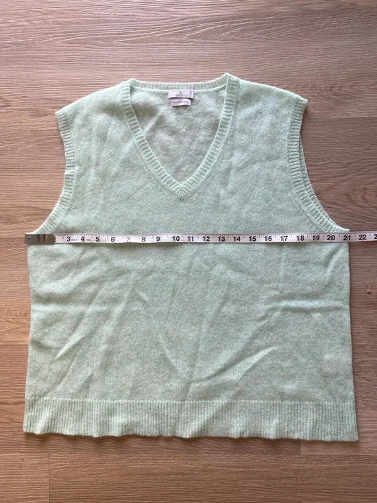 Munrospun 100% Cashmere Mint Green Sleeveless Sweater Vest Top - Picture 7 of 9
